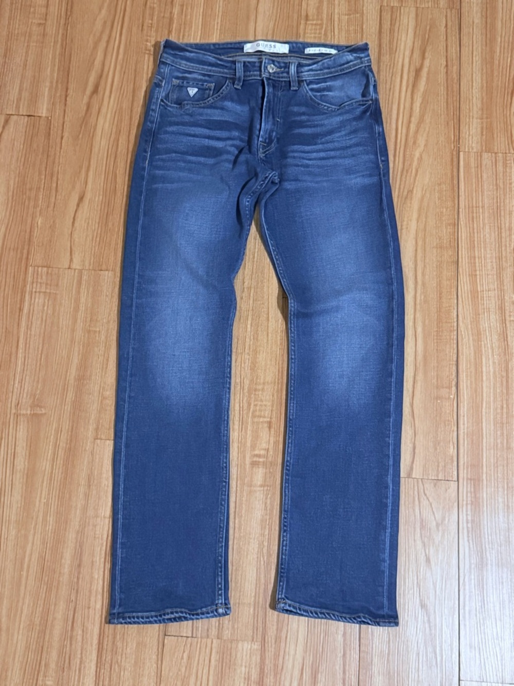 Guess Men's Straight Jeans in Dark Blue Wash - Picture 1 of 8